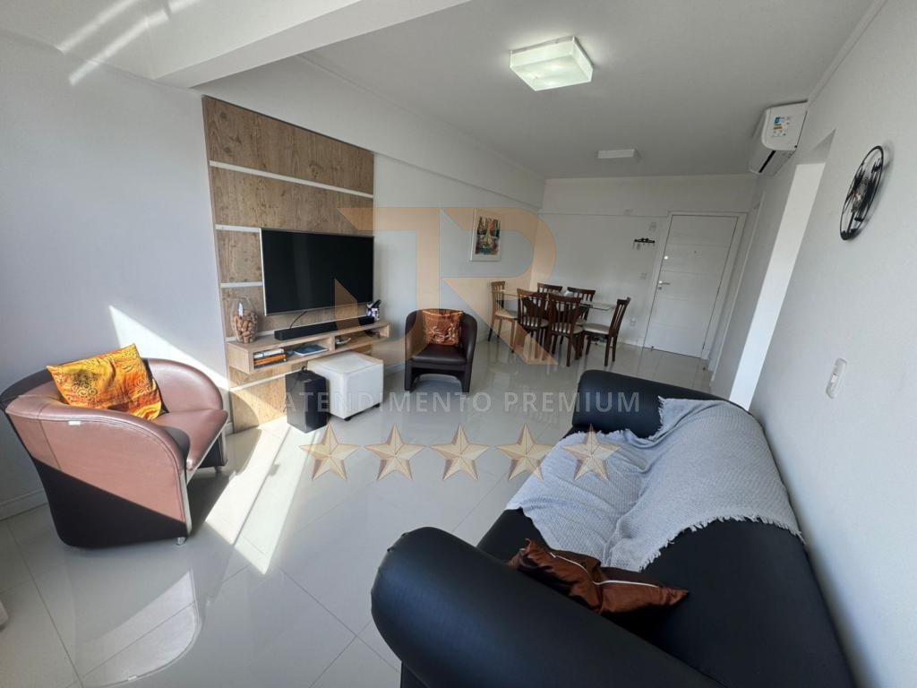 01 SUÍTE + 01 DORMITÓRIO CASAL