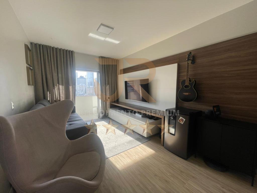 03 DORMITORIOS SENDO 01 SUITE