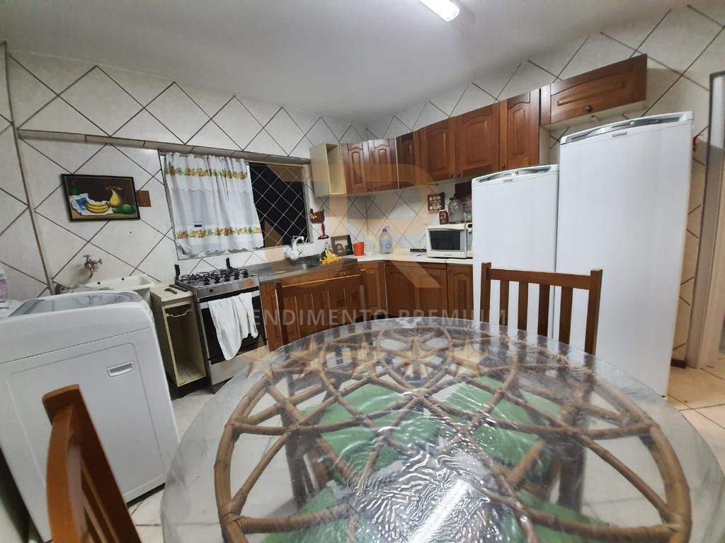 03 DORMITORIOS SENDO 01 SUITE